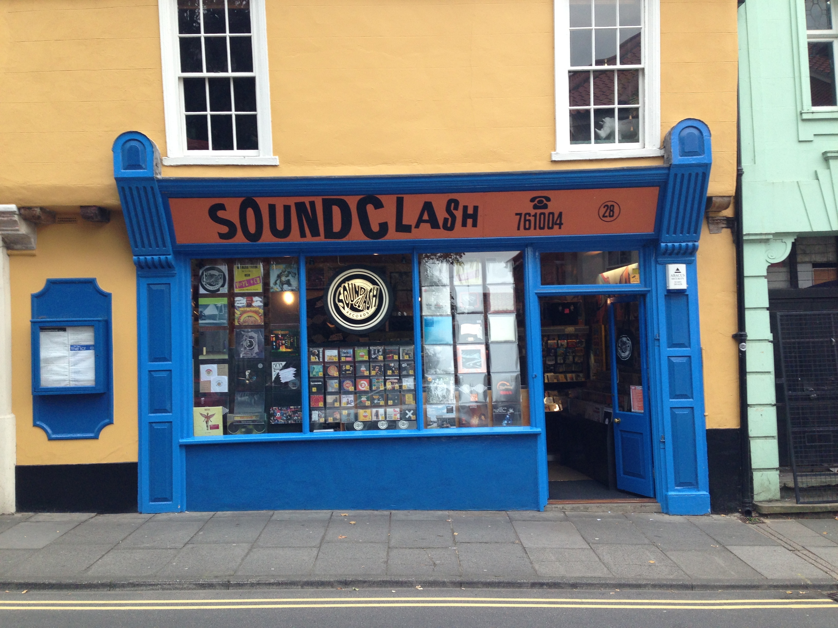 SOUNDCLASH - RECORD SHOP